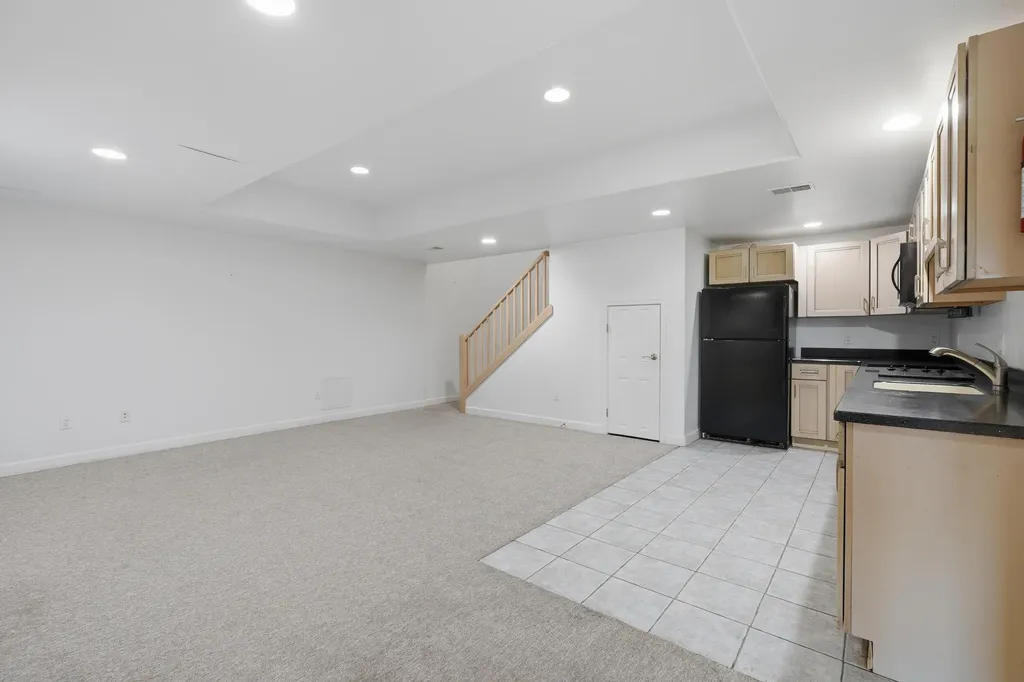 7544 Lake Hollow Court Webster Township MI 48130