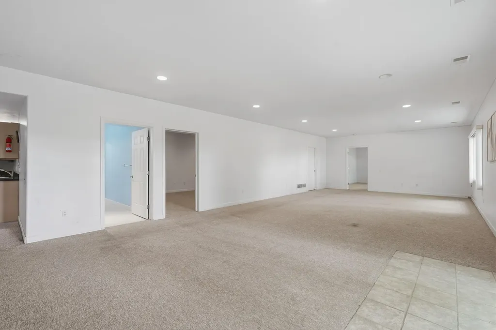 7544 Lake Hollow Court Webster Township MI 48130