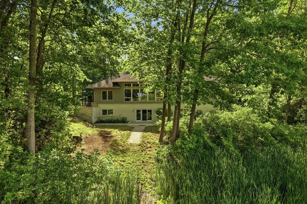 7544 Lake Hollow Court Webster Township MI 48130