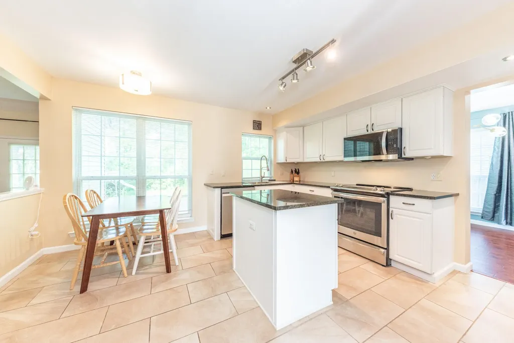 2812 Aspen Ridge Drive Pittsfield Charter Township MI 48103