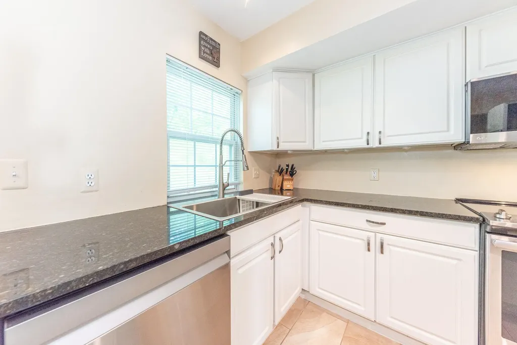 2812 Aspen Ridge Drive Pittsfield Charter Township MI 48103
