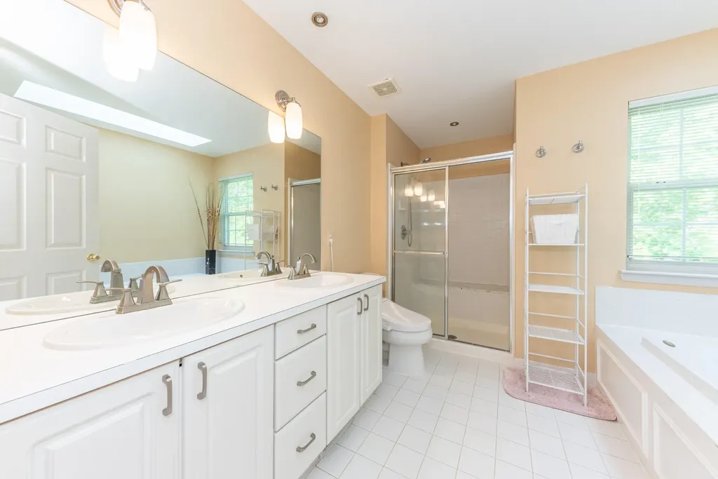2812 Aspen Ridge Drive Pittsfield Charter Township MI 48103