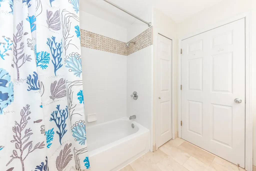 2812 Aspen Ridge Drive Pittsfield Charter Township MI 48103