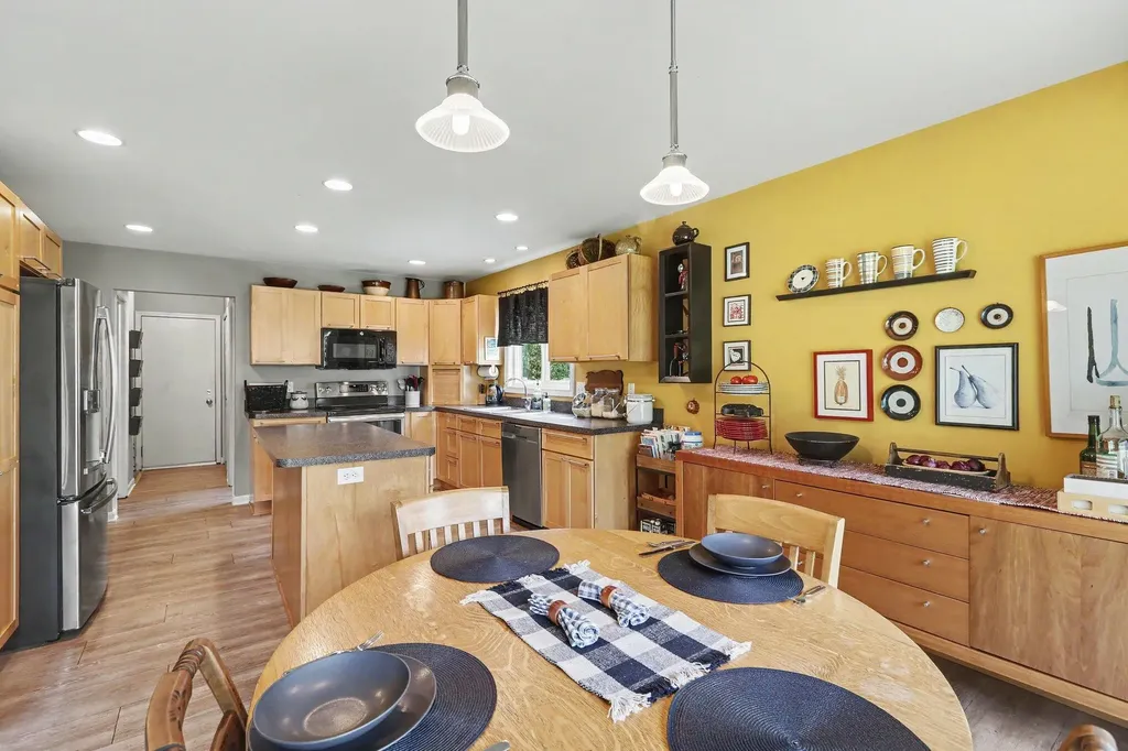 1696 W Ellsworth Road Pittsfield Charter Township MI 48108