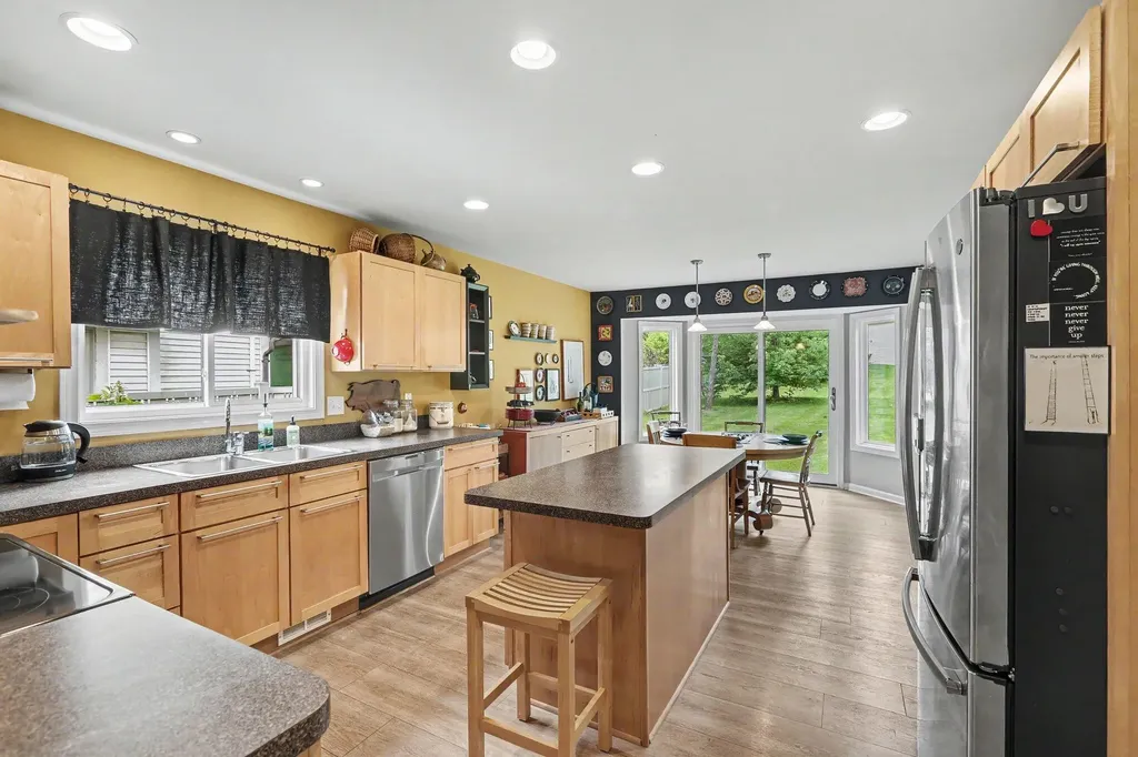 1696 W Ellsworth Road Pittsfield Charter Township MI 48108