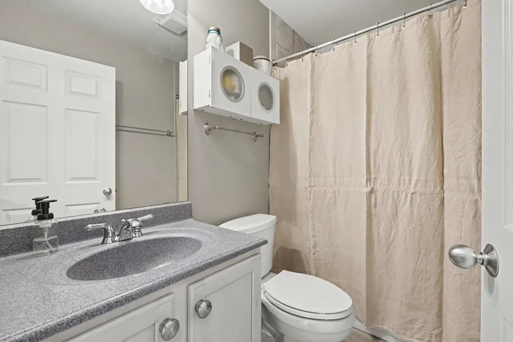 1696 W Ellsworth Road Pittsfield Charter Township MI 48108