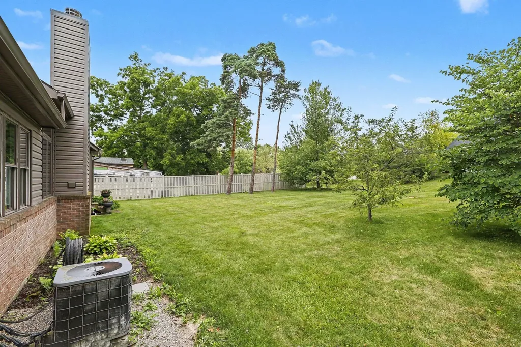 1696 W Ellsworth Road Pittsfield Charter Township MI 48108