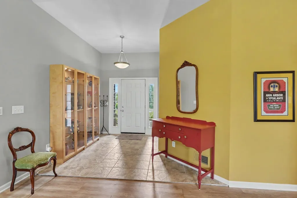 1696 W Ellsworth Road Pittsfield Charter Township MI 48108