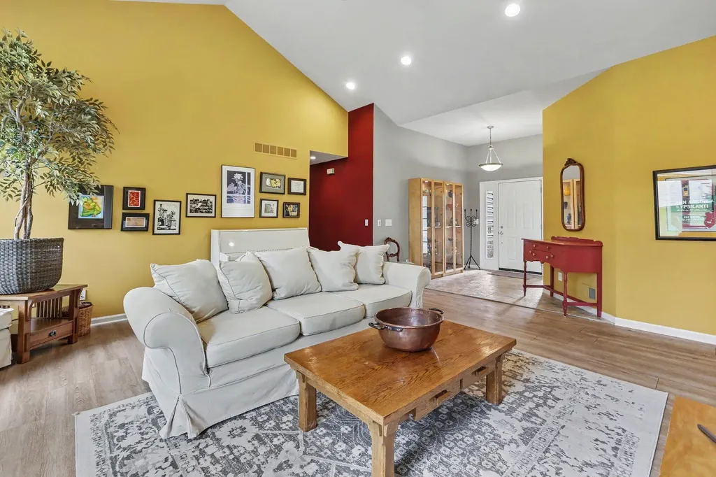 1696 W Ellsworth Road Pittsfield Charter Township MI 48108