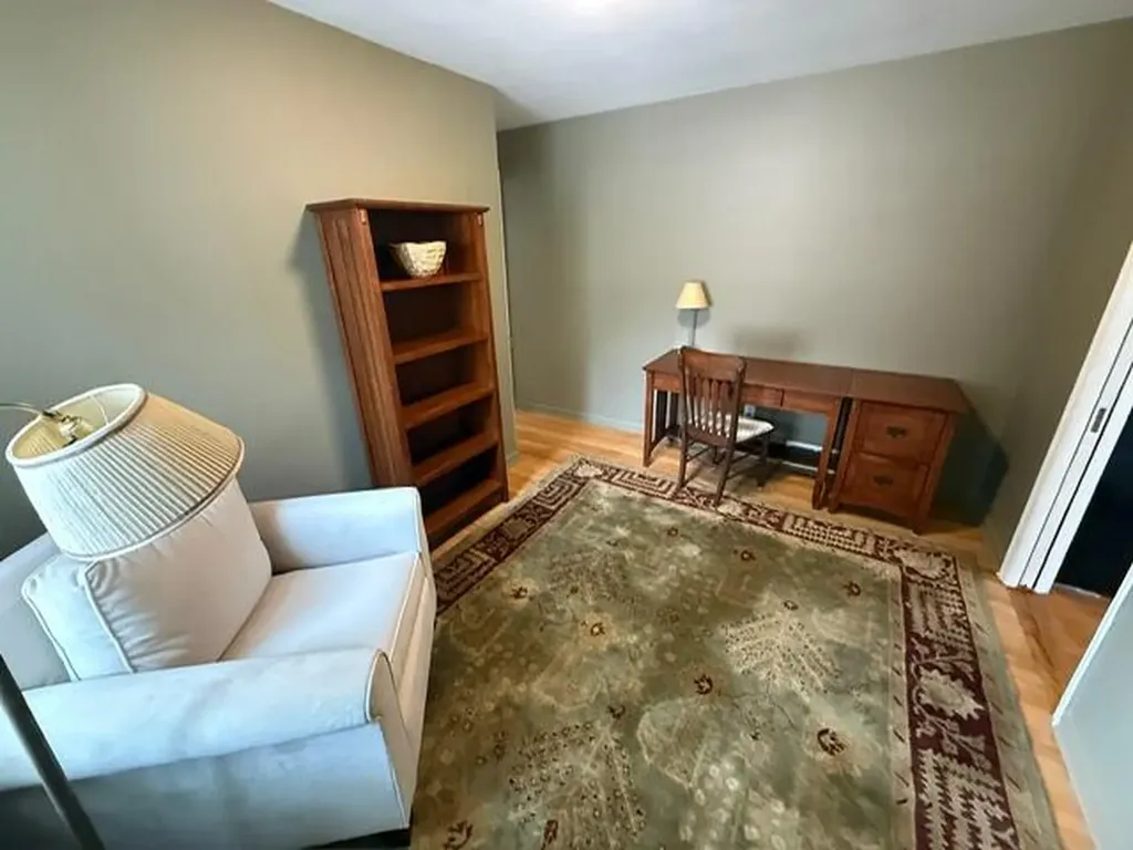 31180 E Rutland Street Beverly Hills Village MI 48025