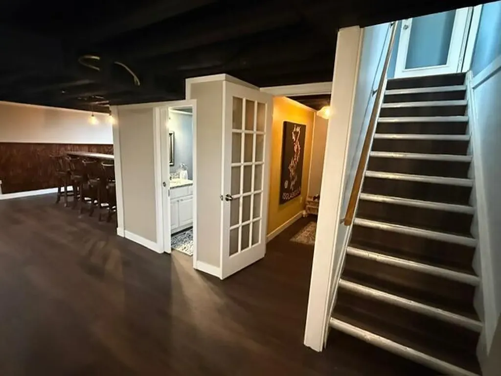31180 E Rutland Street Beverly Hills Village MI 48025