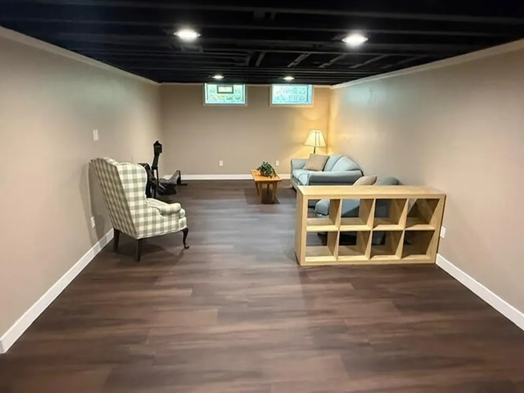 31180 E Rutland Street Beverly Hills Village MI 48025