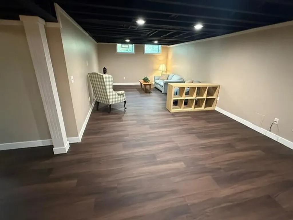 31180 E Rutland Street Beverly Hills Village MI 48025