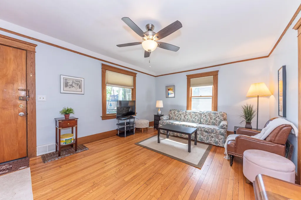 1123 W Huron Street Ann Arbor City MI 48103