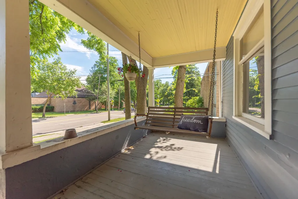 1123 W Huron Street Ann Arbor City MI 48103