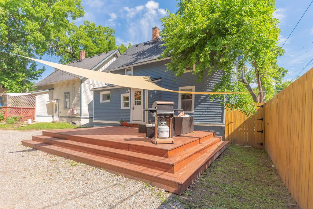 1123 W Huron Street Ann Arbor City MI 48103