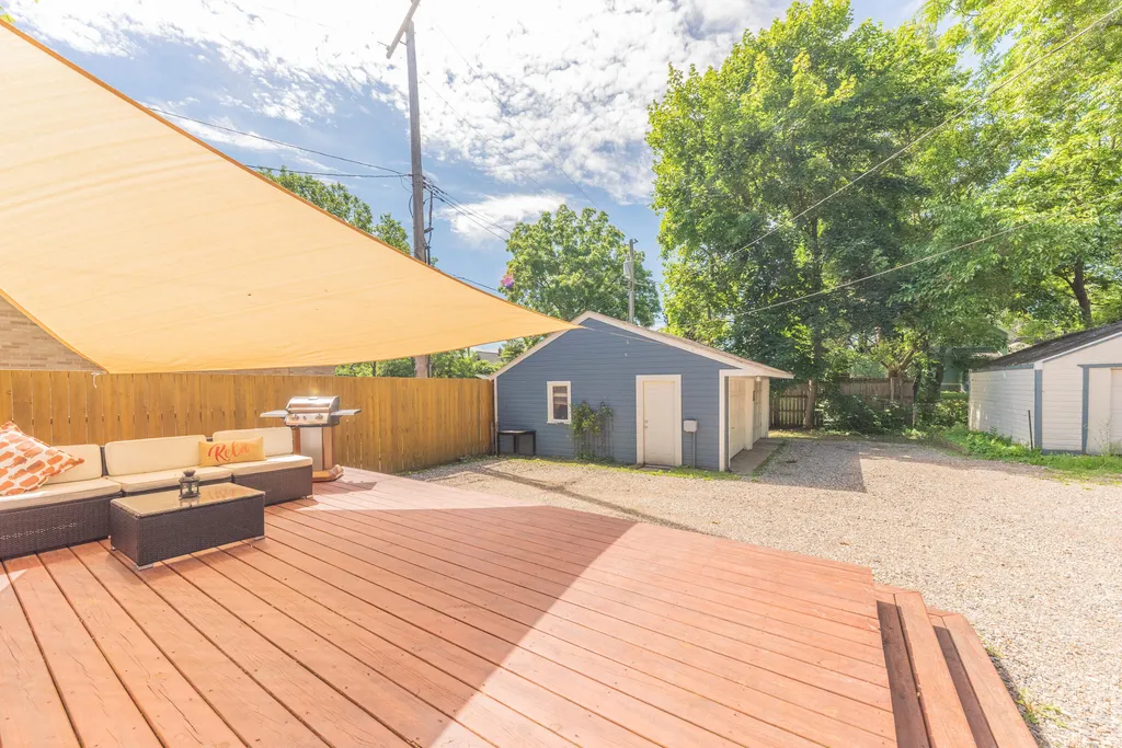 1123 W Huron Street Ann Arbor City MI 48103