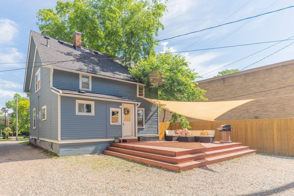 1123 W Huron Street Ann Arbor City MI 48103