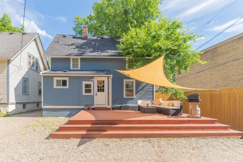 1123 W Huron Street Ann Arbor City MI 48103