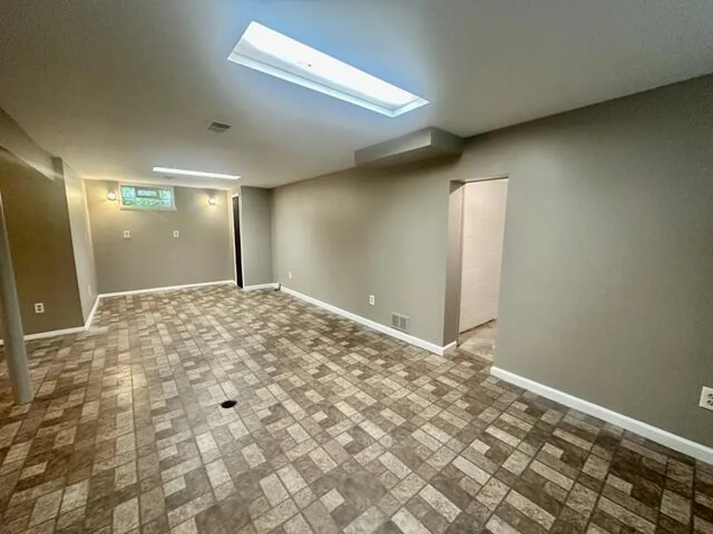 22058 Lambrecht Avenue Eastpointe City MI 48021