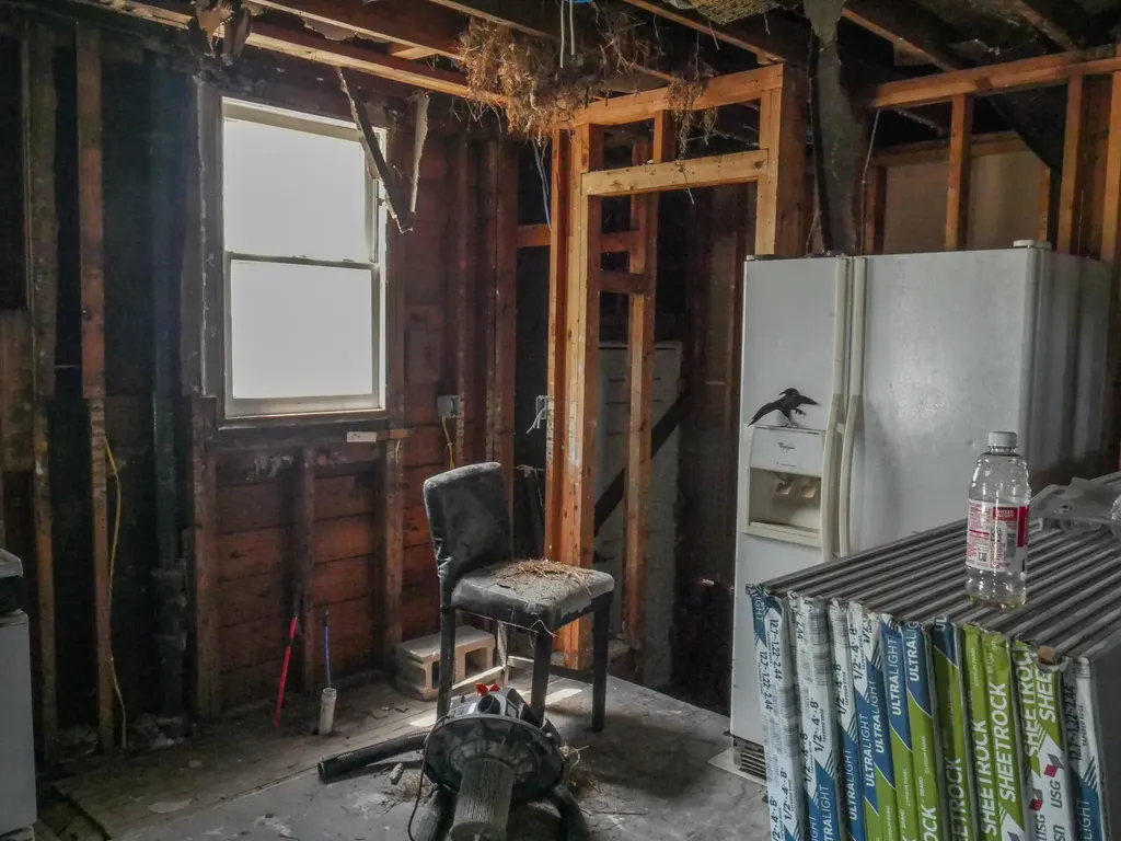 20525 Russell Highland Park City MI 48203