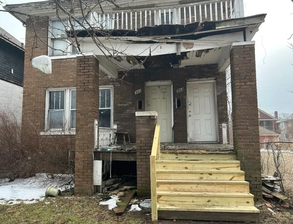 301 Elmhurst Street Highland Park City MI 48203