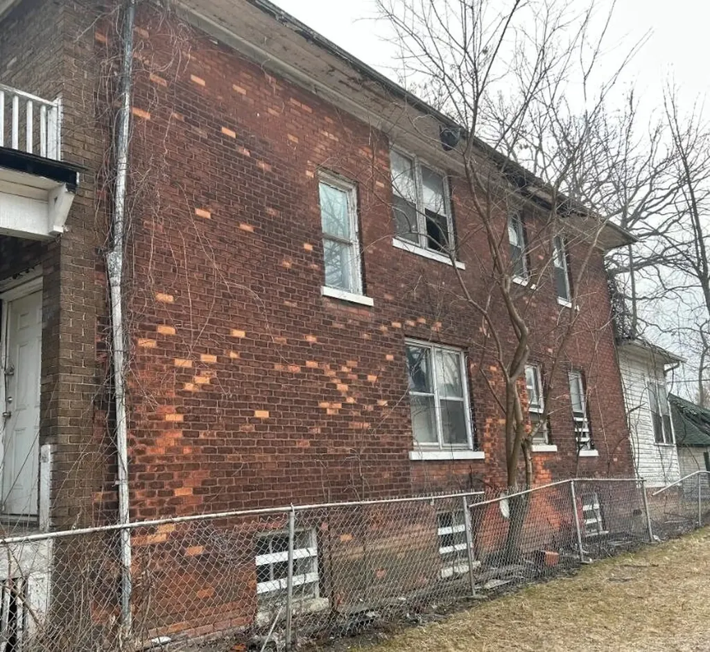301 Elmhurst Street Highland Park City MI 48203