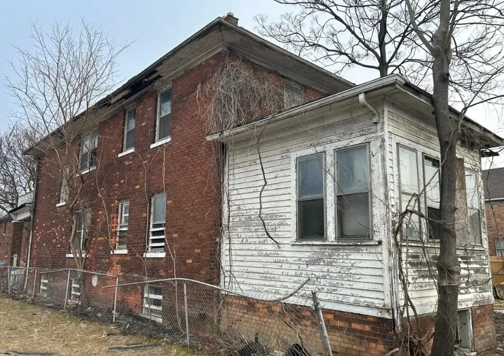 301 Elmhurst Street Highland Park City MI 48203