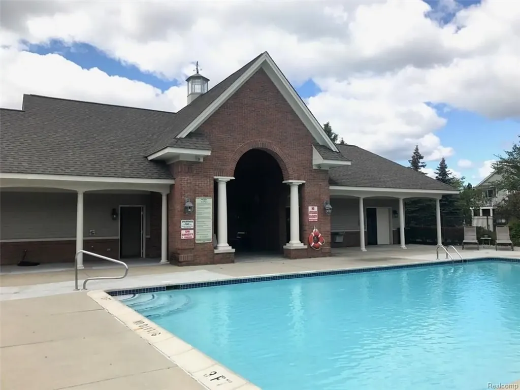 15459 Cornell Drive Clinton Charter Township MI 48038