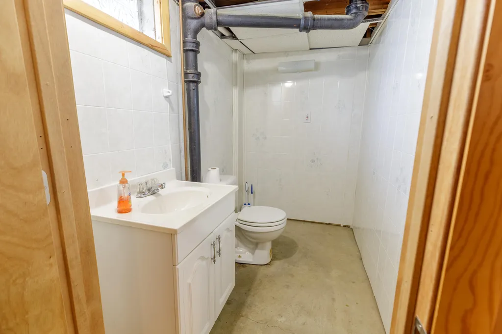 1195 Oak Street Ypsilanti Charter Township MI 48198