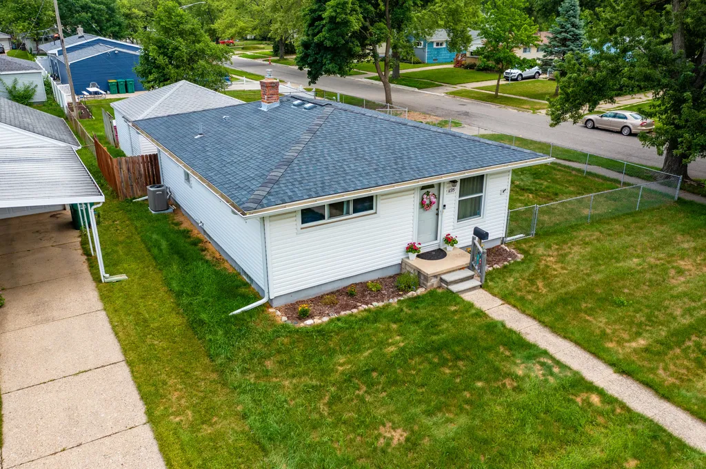 1195 Oak Street Ypsilanti Charter Township MI 48198