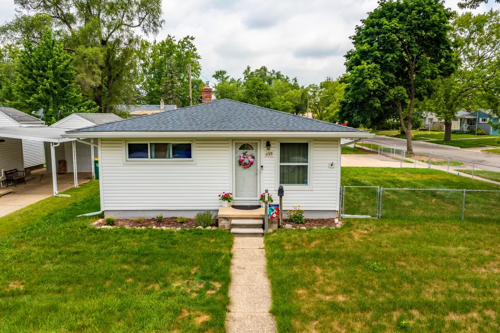 1195 Oak Street Ypsilanti Charter Township MI 48198