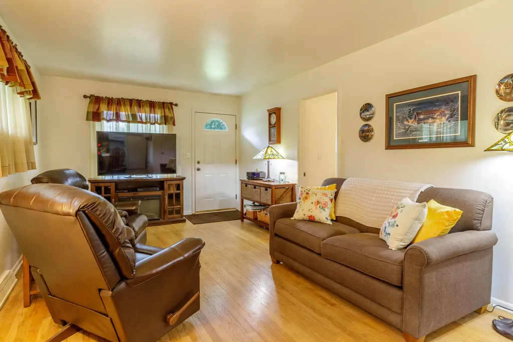 1195 Oak Street Ypsilanti Charter Township MI 48198