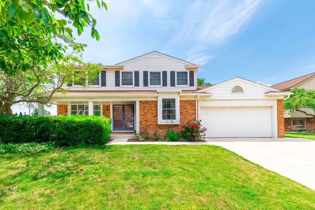 15661 Cumberland Street Riverview City MI 48193