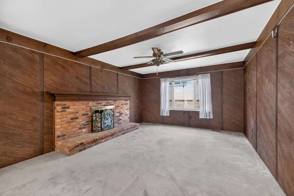 15661 Cumberland Street Riverview City MI 48193