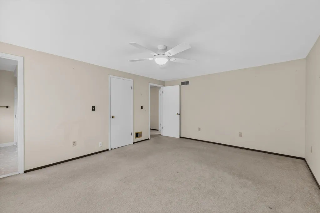 15661 Cumberland Street Riverview City MI 48193