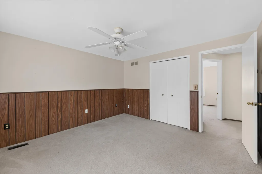 15661 Cumberland Street Riverview City MI 48193