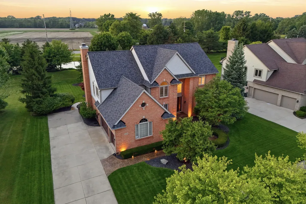 48240 Gladstone Road Canton Charter Township MI 48188
