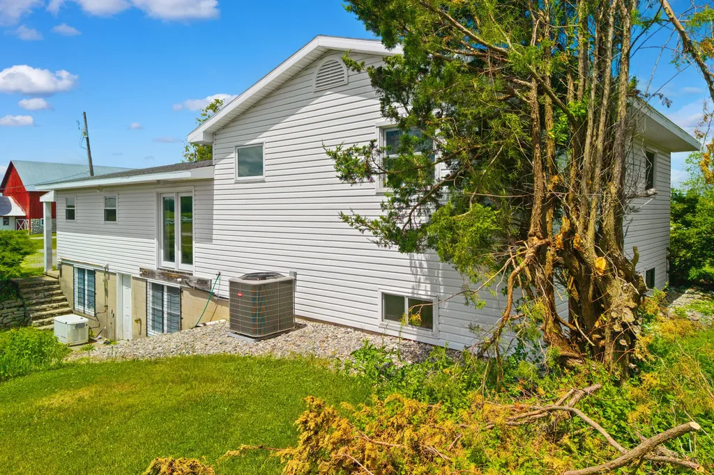 4490 E M-72 Harrisville Township MI 48740