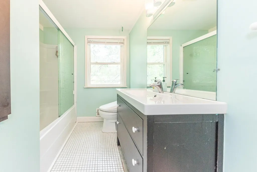 2683 Deake Avenue Pittsfield Charter Township MI 48108