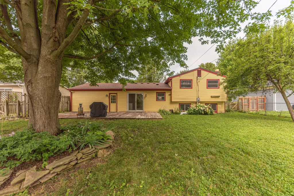 2683 Deake Avenue Pittsfield Charter Township MI 48108