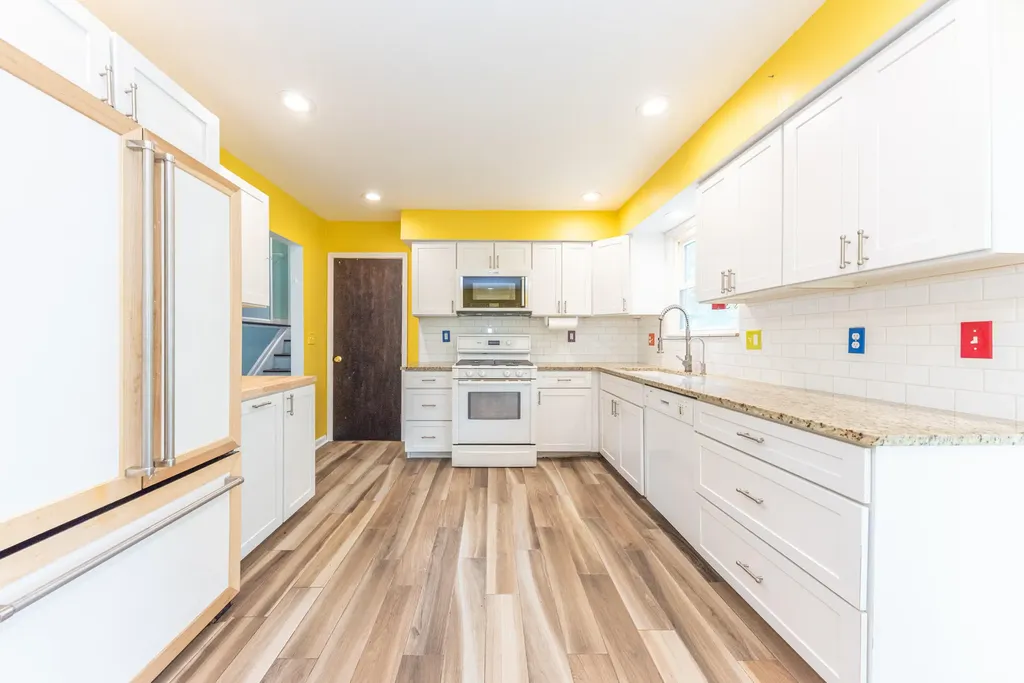 2683 Deake Avenue Pittsfield Charter Township MI 48108