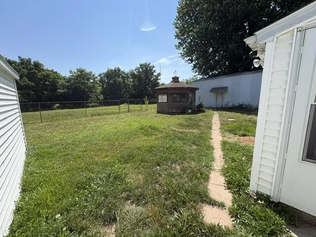 3157 Ludwig Street Burton City MI 48529