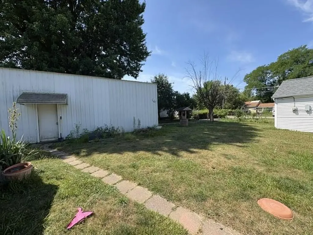 3157 Ludwig Street Burton City MI 48529