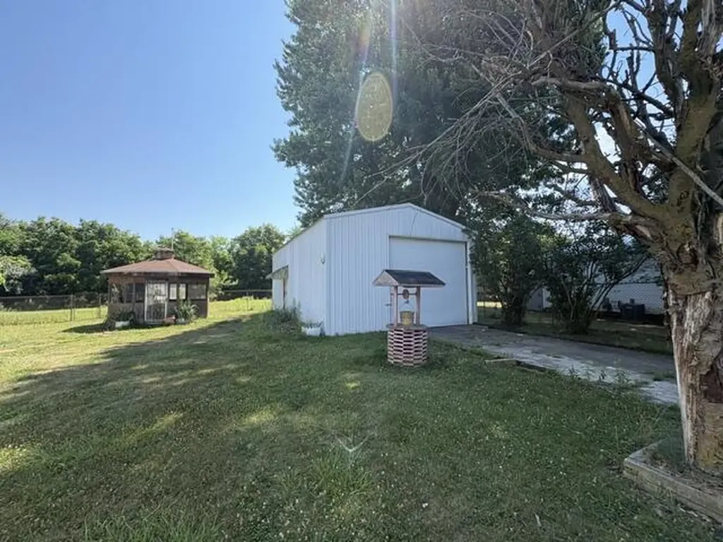 3157 Ludwig Street Burton City MI 48529