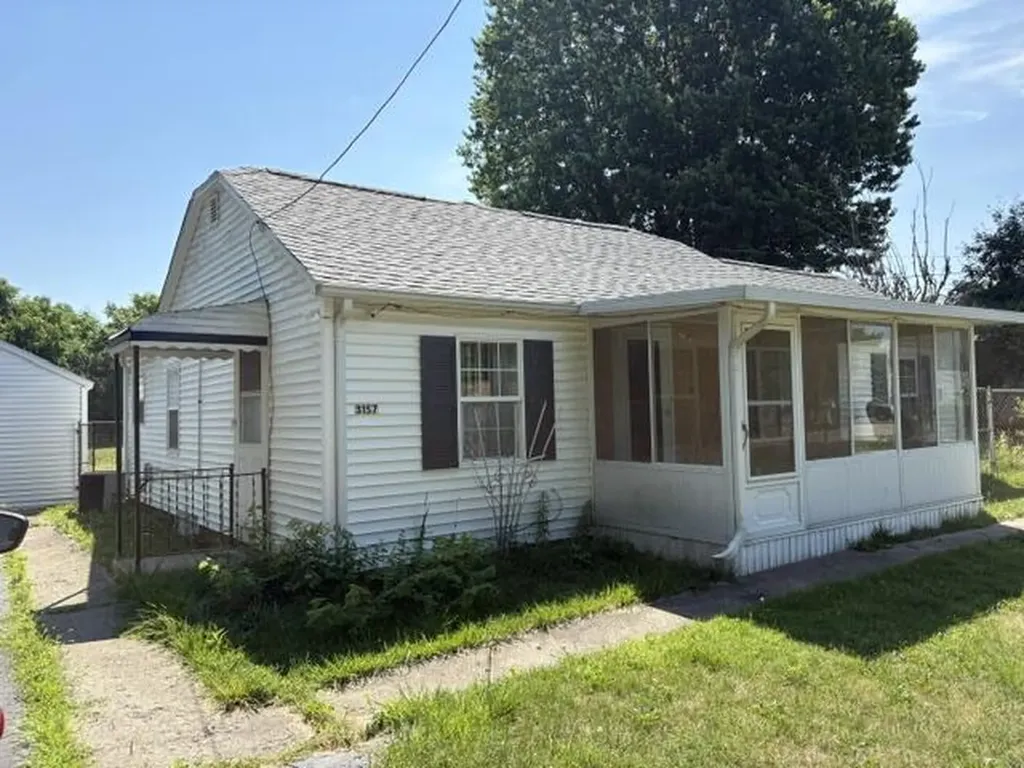 3157 Ludwig Street Burton City MI 48529