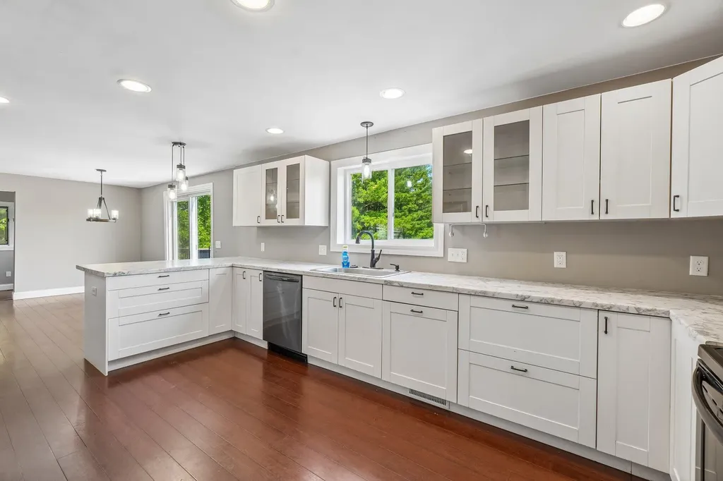 10120 Noggles Road Manchester Township MI 48158