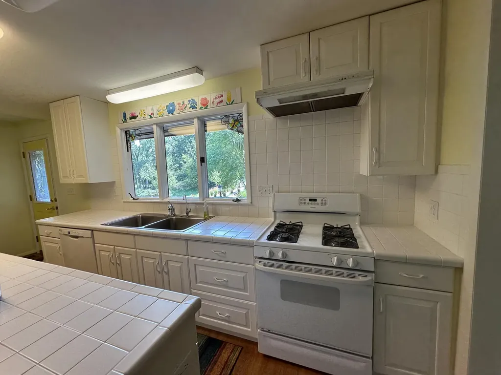 2631 N Maple Road Scio Township MI 48103