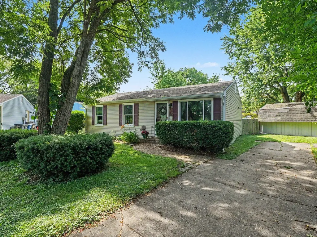 2136 Champagne Drive Ann Arbor City MI 48108