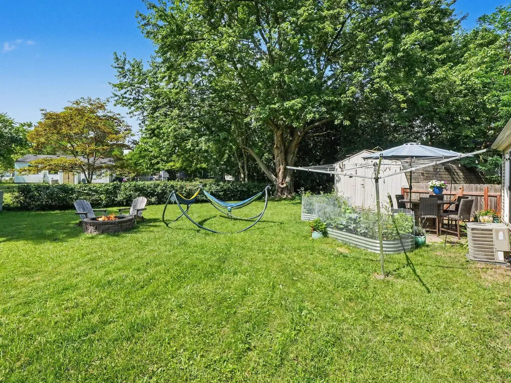 2136 Champagne Drive Ann Arbor City MI 48108
